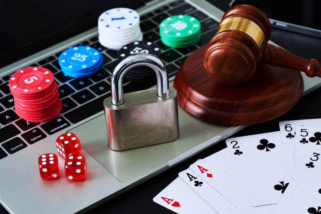 Behind The Screens: How Regulators Safeguard Fair Play In Online Casinos